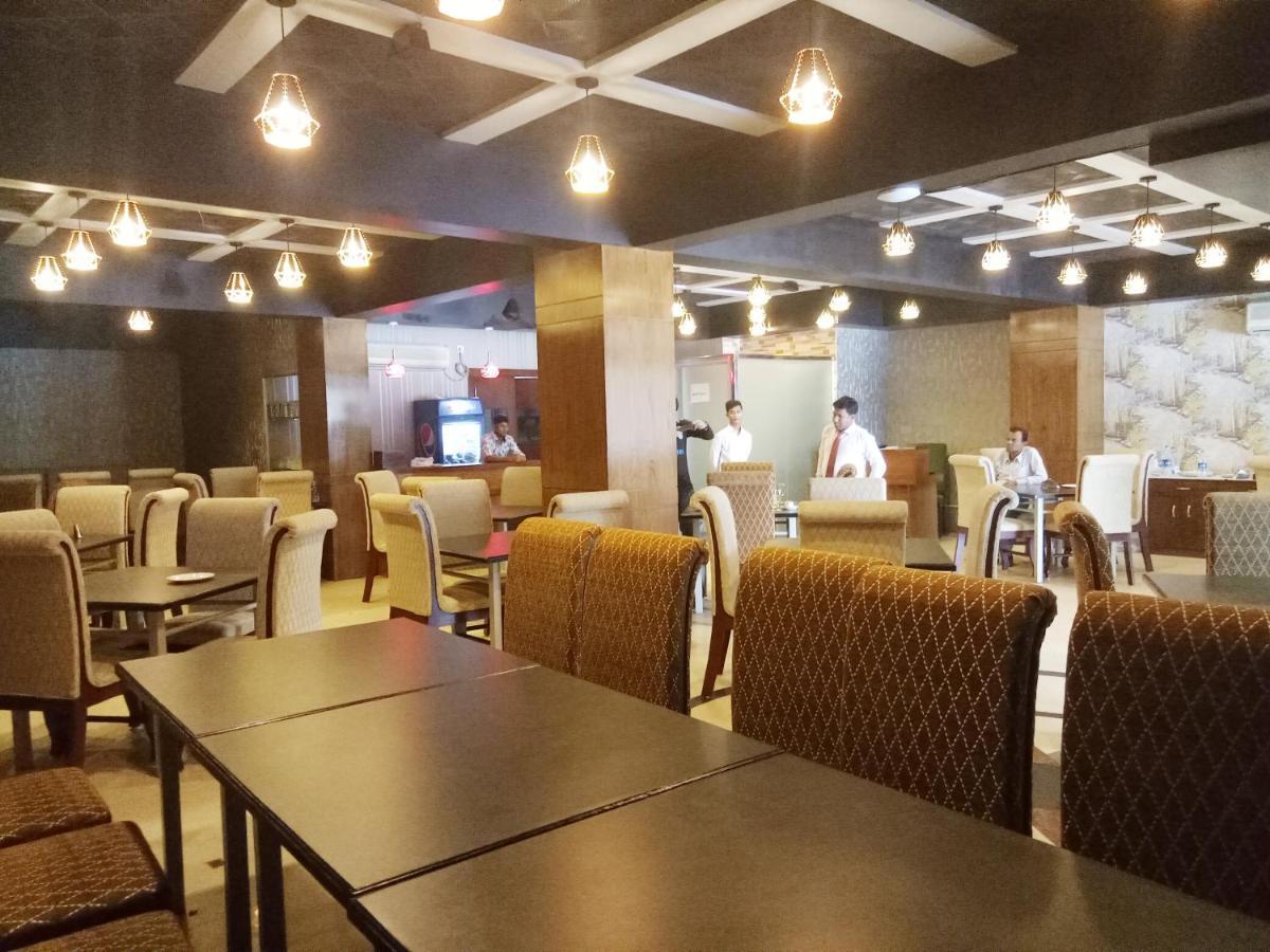 The Alina Hotel & Suites Чіттаґонґ Екстер'єр фото